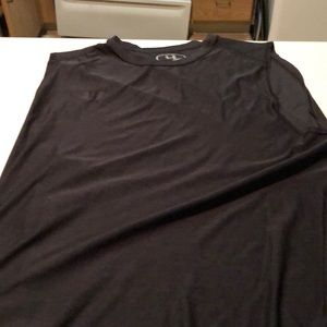 Sleeveless t shirt